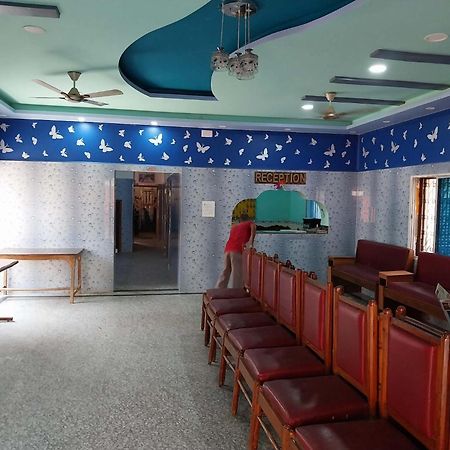 Hotel Mamata Rádzsgír Kültér fotó